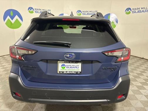 Cosmic Blue Pearl 2024 Subaru Outback Onyx Edition XT