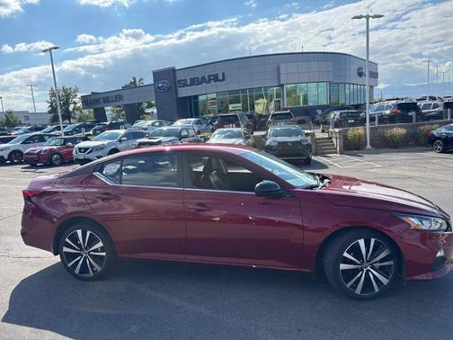 2020 Nissan Altima 2.5 SR