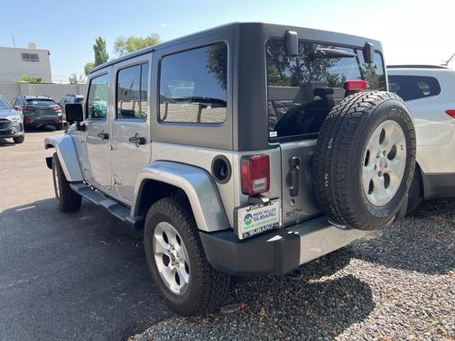 2013 Jeep Wrangler Unlimited Sahara