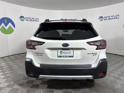 Crystal White Pearl 2024 Subaru Outback Limited XT