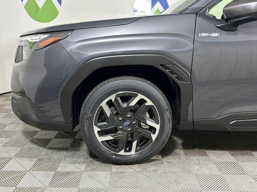 2025 Subaru Forester Hybrid Premium