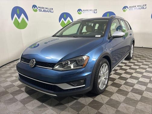 2017 Volkswagen Golf Alltrack TSI S