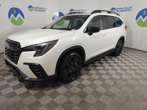 Crystal White Pearl 2025 Subaru Ascent Onyx Edition