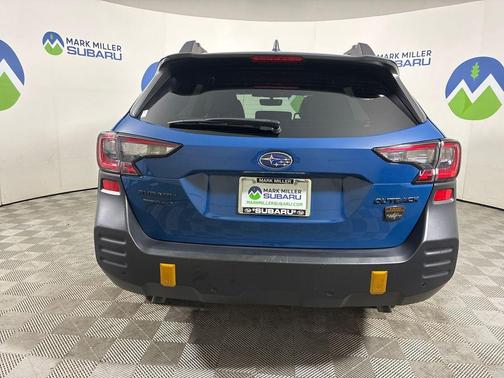 Geyser Blue 2024 Subaru Outback Wilderness