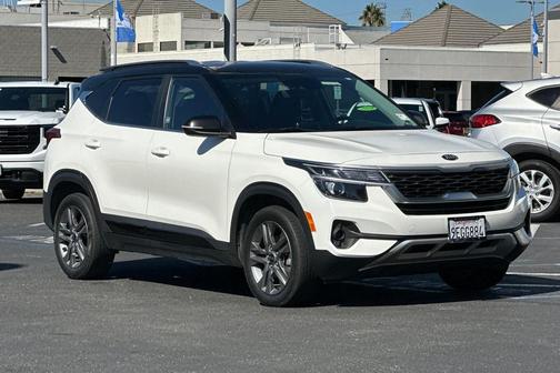 2021 Kia Seltos S