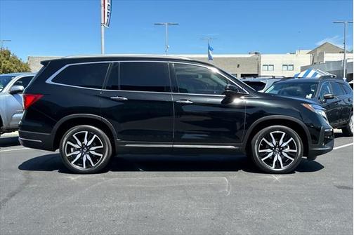 2022 Honda Pilot AWD Elite