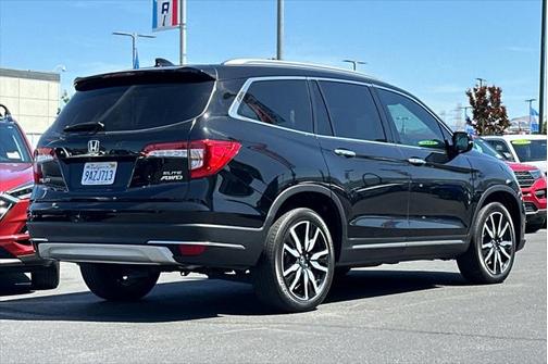 2022 Honda Pilot AWD Elite