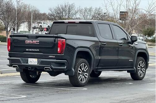 2021 GMC Sierra 1500 AT4