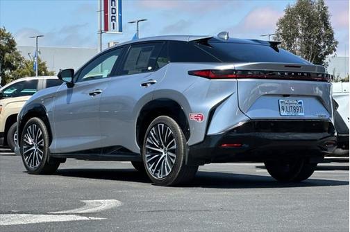 2023 Lexus RZ 450e Luxury