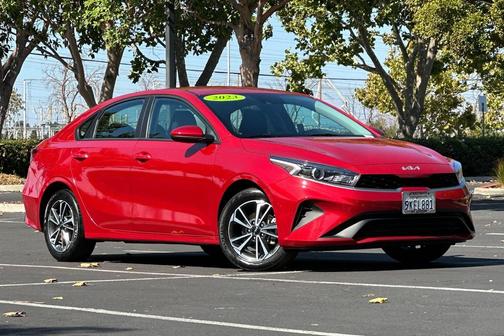 2023 Kia Forte LXS