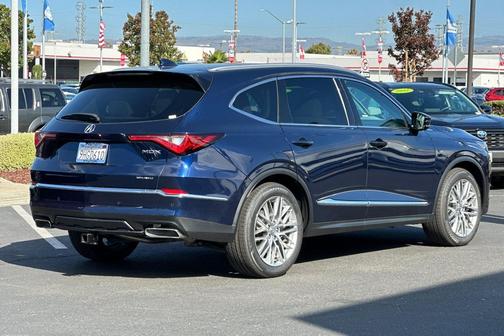 2023 Acura MDX Advance Package