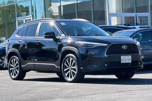 2022 Toyota Corolla Cross XLE
