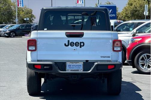 2021 Jeep Gladiator Sport S