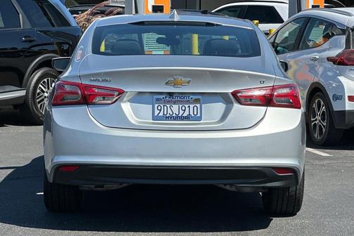 2020 Chevrolet Malibu FWD LT