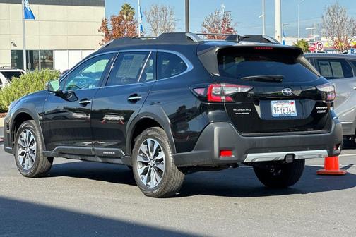 2023 Subaru Outback Touring