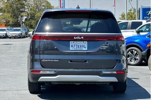 2022 Kia Carnival LXS