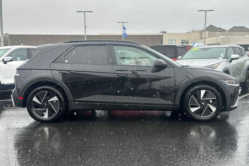 2025 Hyundai IONIQ 5 SEL