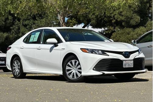 2020 Toyota Camry LE