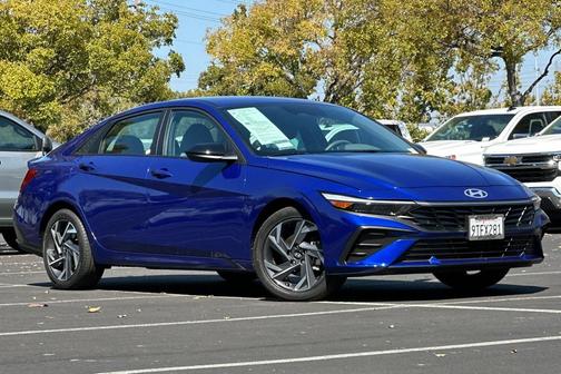 2025 Hyundai ELANTRA Sport