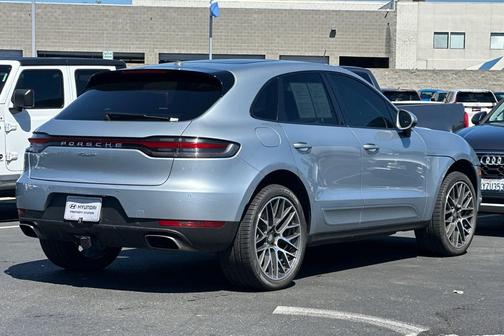 2019 Porsche Macan Base