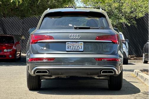 2022 Audi Q5 45 S line Premium