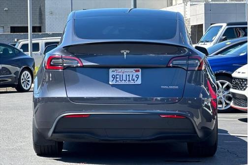 2023 Tesla Model Y Performance Dual Motor All-Wheel Drive