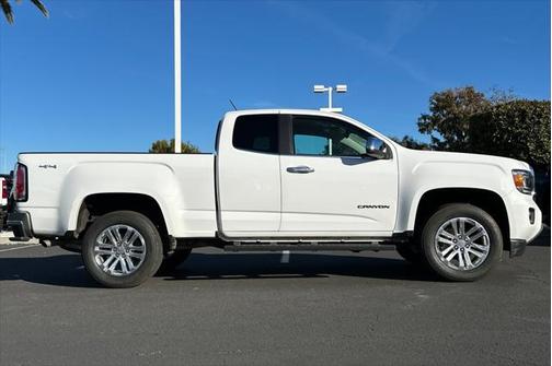 2017 GMC Canyon SLT