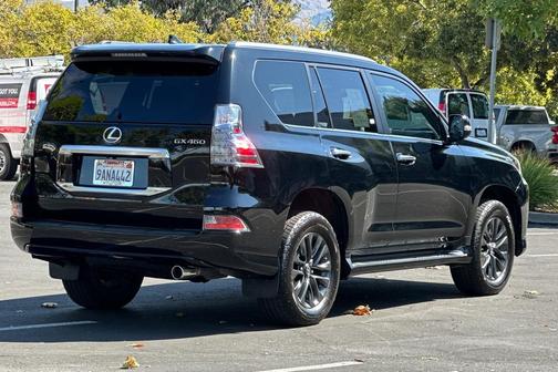 2022 Lexus GX 460 Premium