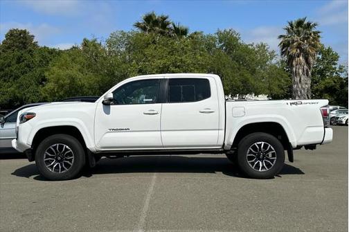 2022 Toyota Tacoma TRD Sport