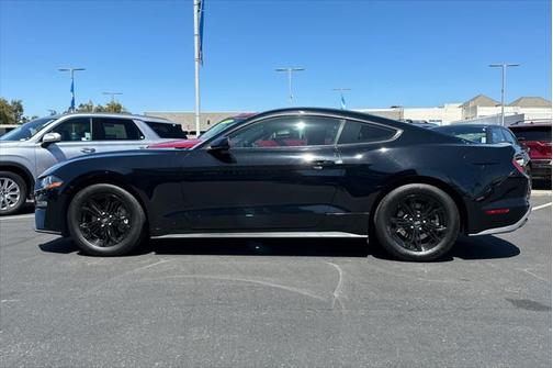2018 Ford Mustang EcoBoost