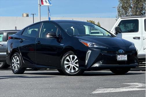 2020 Toyota Prius XLE