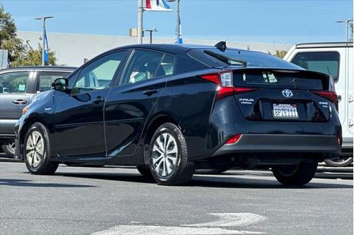 2020 Toyota Prius XLE