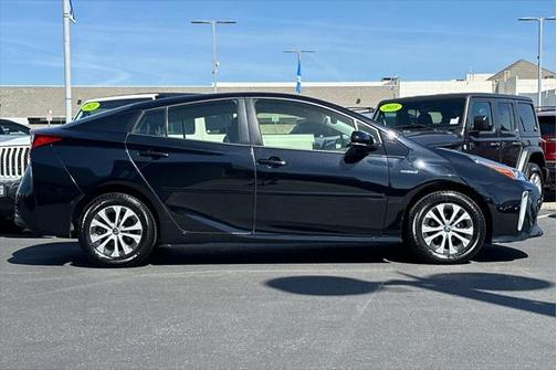 2020 Toyota Prius XLE