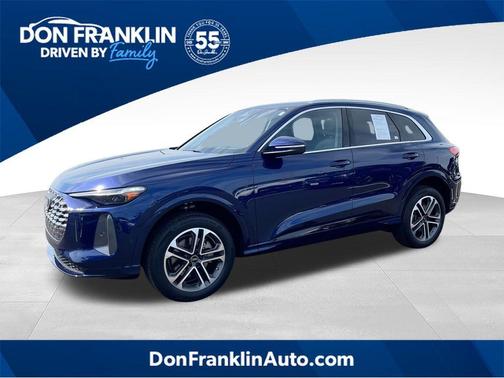 Navarra Blue Metallic 2025 Audi Q5 Premium Plus TFSI quattro S tronic