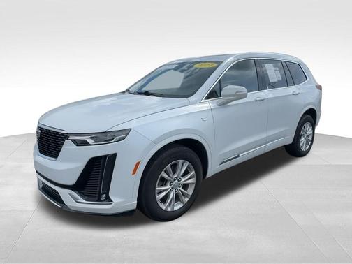 Crystal White Tricoat 2024 Cadillac XT6 Luxury AWD