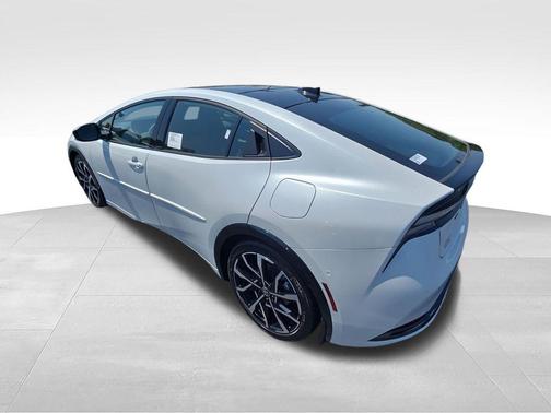 Wind Chill Pearl 2025 Toyota Prius Plug-In Hybrid XSE Premium