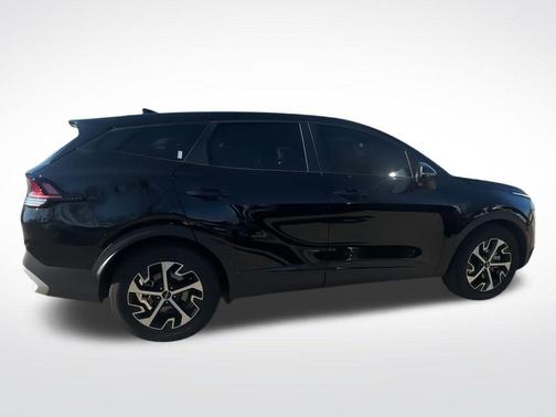 Ebony Black 2025 Kia Sportage EX