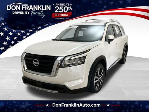 Pearl White Tricoat 2024 Nissan Pathfinder Platinum FWD