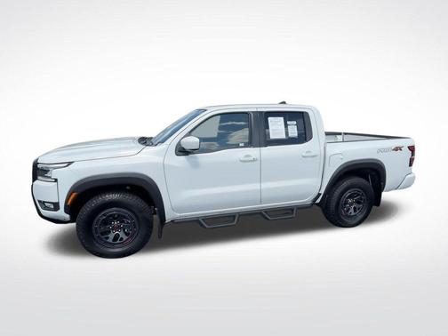 Glacier White 2025 Nissan Frontier PRO-4X