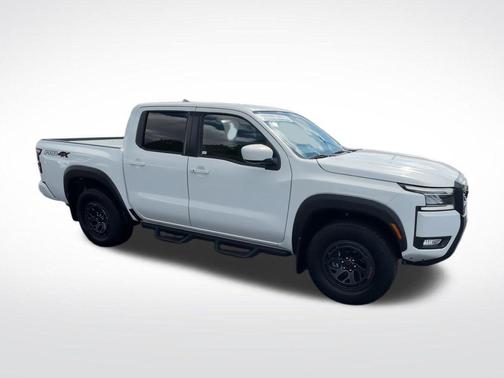 Glacier White 2025 Nissan Frontier PRO-4X