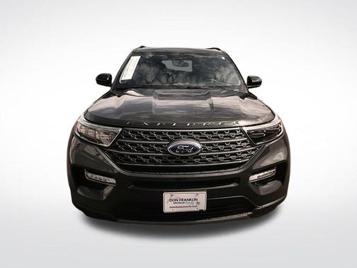 FORGED GREEN METALLIC 2023 Ford Explorer XLT