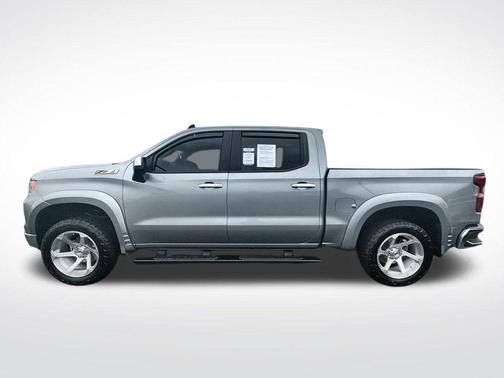 Sterling Gray Metallic 2024 Chevrolet Silverado 1500 LT