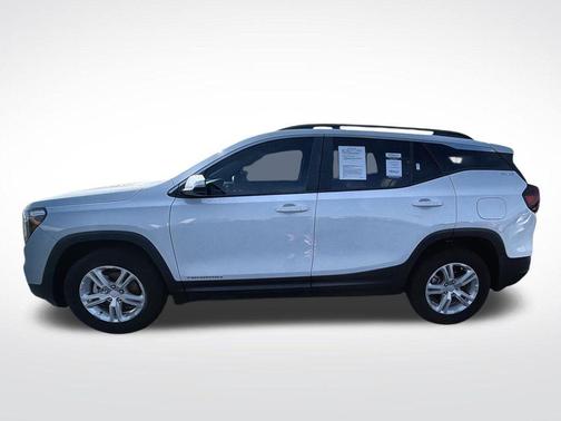 Summit White 2023 GMC Terrain SLE