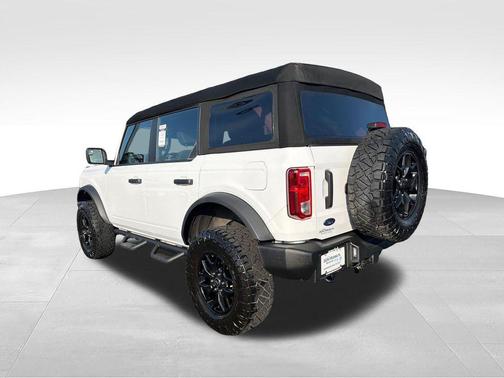 OXFORD WHITE 2025 Ford Bronco Base
