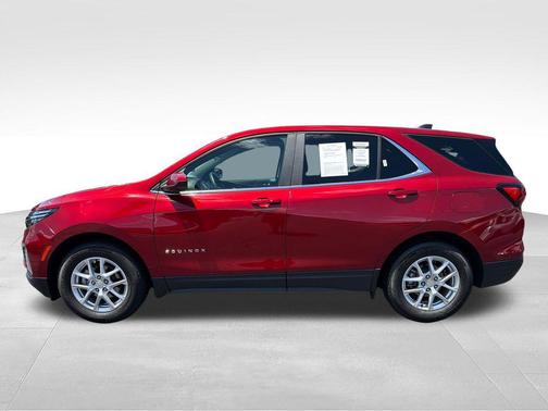 Radiant Red Tintcoat 2023 Chevrolet Equinox 1LT