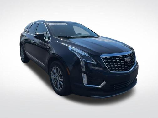 Stellar Black Metallic 2021 Cadillac XT5 Premium Luxury