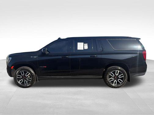 Onyx Black 2024 GMC Yukon XL 4WD AT4