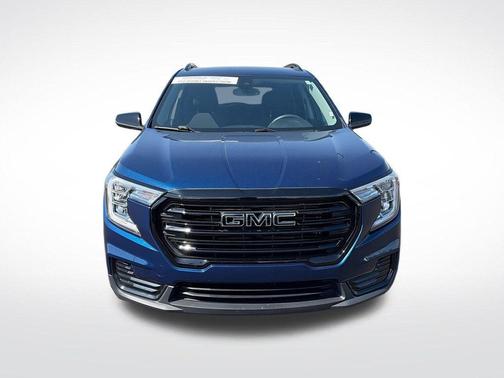 Marine Metallic 2023 GMC Terrain SLE