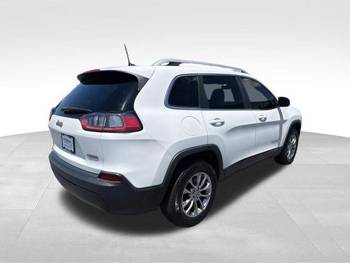 Bright White Clearcoat 2019 Jeep Cherokee Latitude Plus