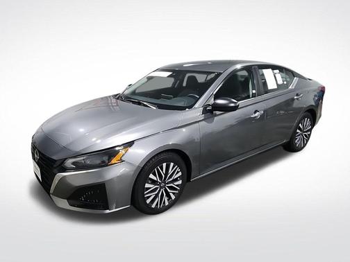 Gun Metallic 2024 Nissan Altima 2.5 SV